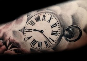 time tattoo uhr.jpg